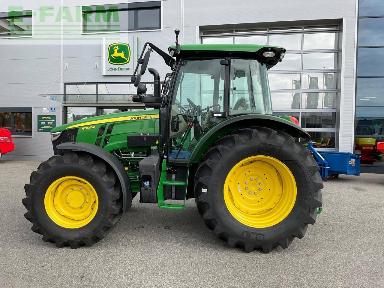 John Deere 5095M - Traktor: bilde 2 John Deere 5095M - Traktor: bilde 2
