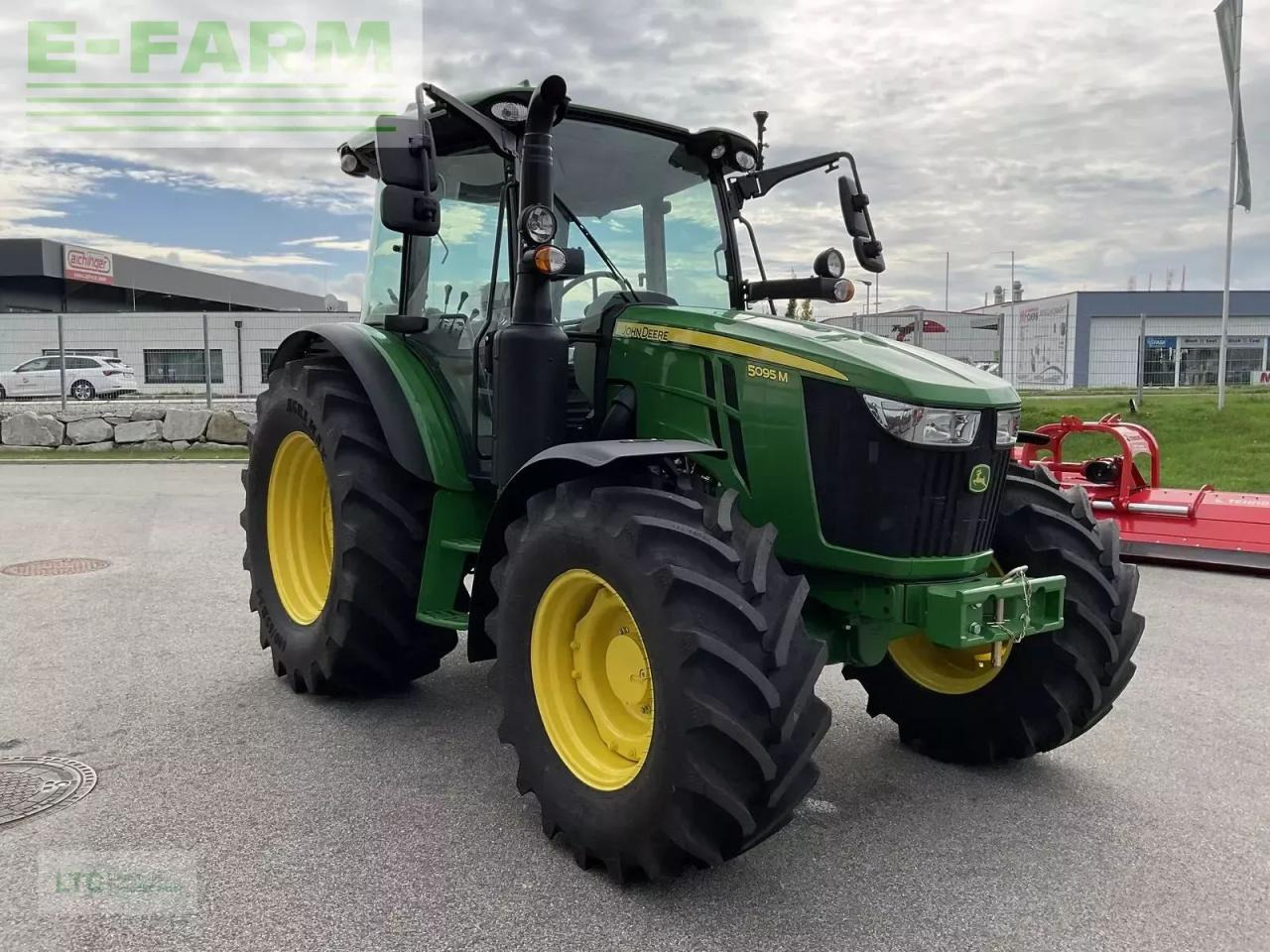 John Deere 5095m - Traktor: bilde 2 John Deere 5095m - Traktor: bilde 2