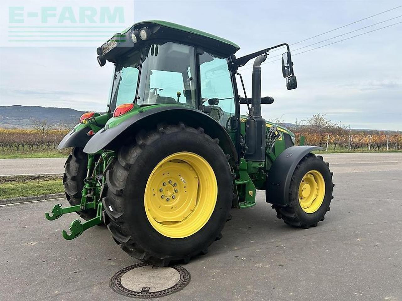 John Deere 5100m - Traktor: bilde 4 John Deere 5100m - Traktor: bilde 4