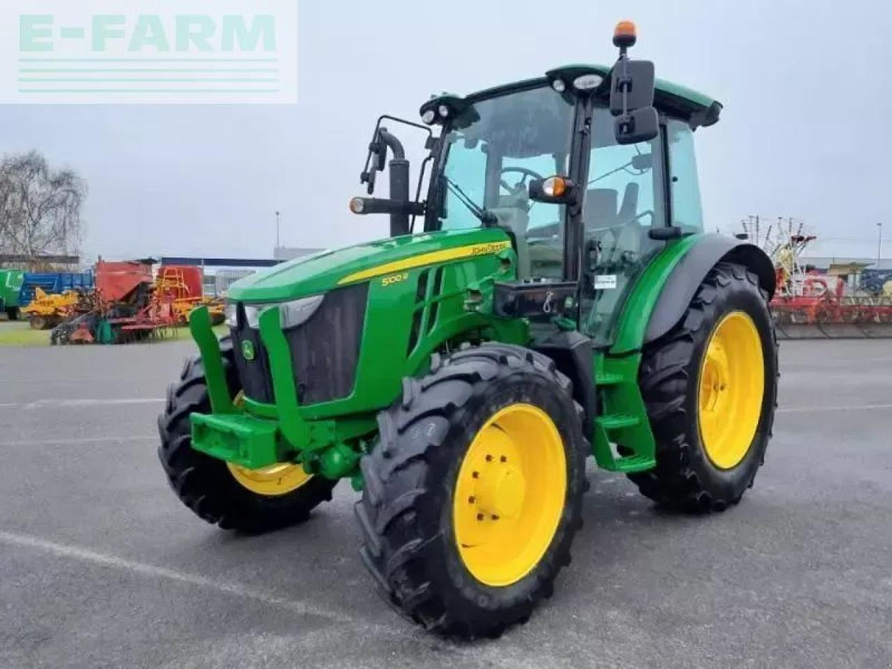 John Deere 5100r - Traktor: bilde 1 John Deere 5100r - Traktor: bilde 1