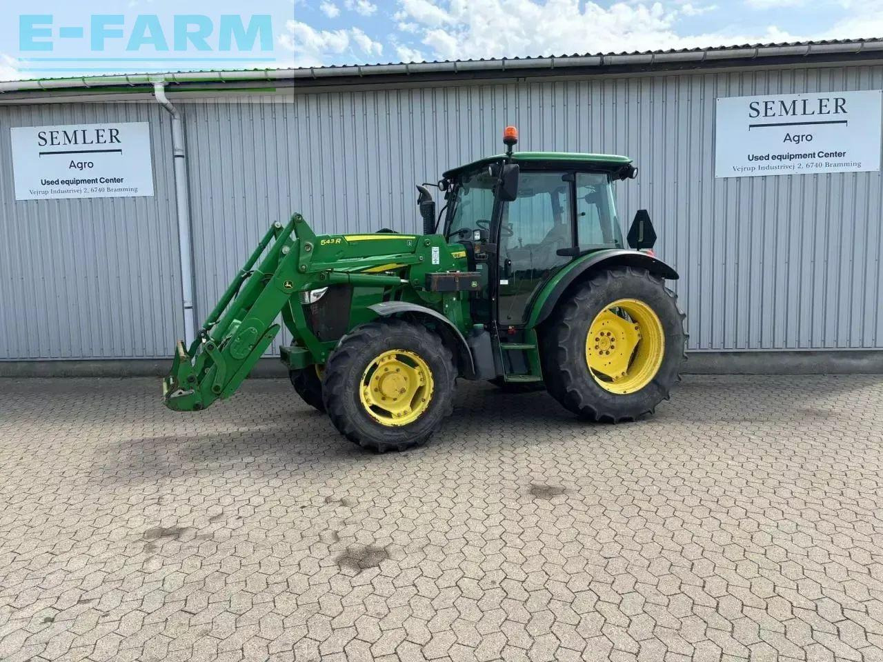 John Deere 5115m - Traktor: bilde 1 John Deere 5115m - Traktor: bilde 1