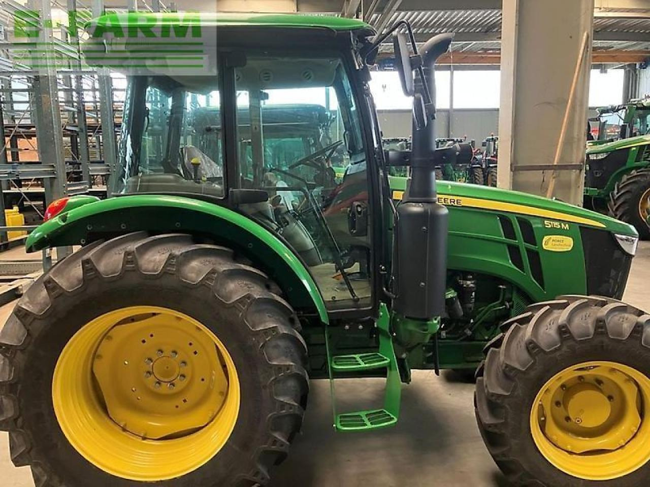 John Deere 5115m - Traktor: bilde 3 John Deere 5115m - Traktor: bilde 3