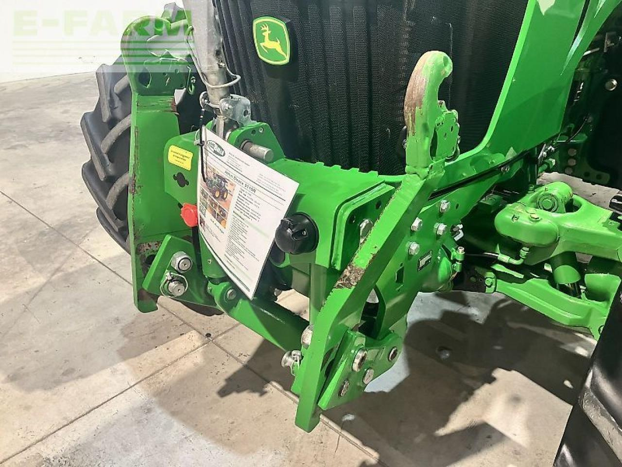 Traktor John Deere 5115r: bilde 8 Traktor John Deere 5115r: bilde 8