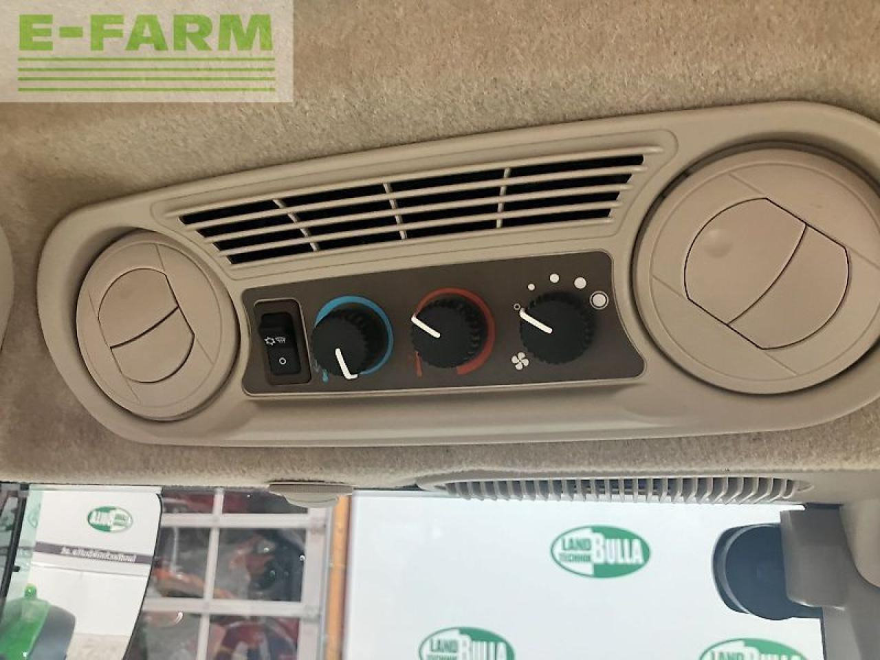 Traktor John Deere 5115r: bilde 21 Traktor John Deere 5115r: bilde 21