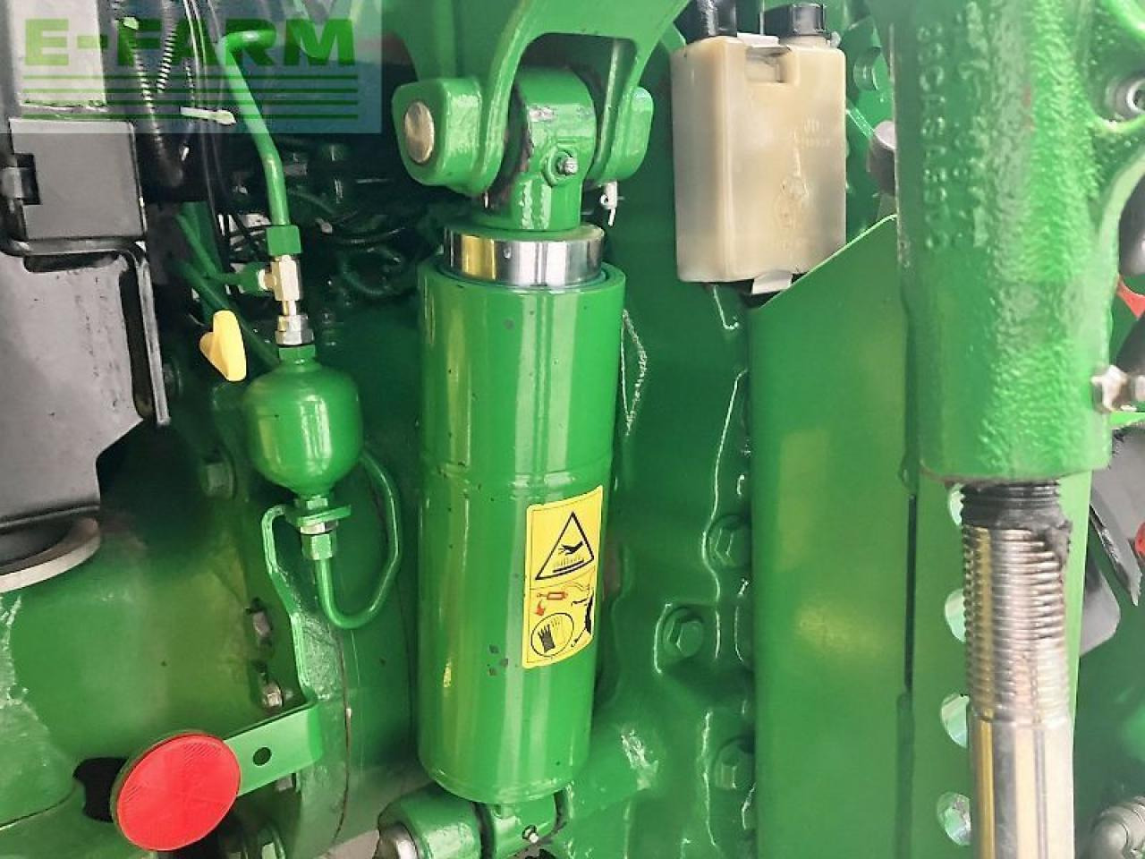 Traktor John Deere 5115r: bilde 15 Traktor John Deere 5115r: bilde 15