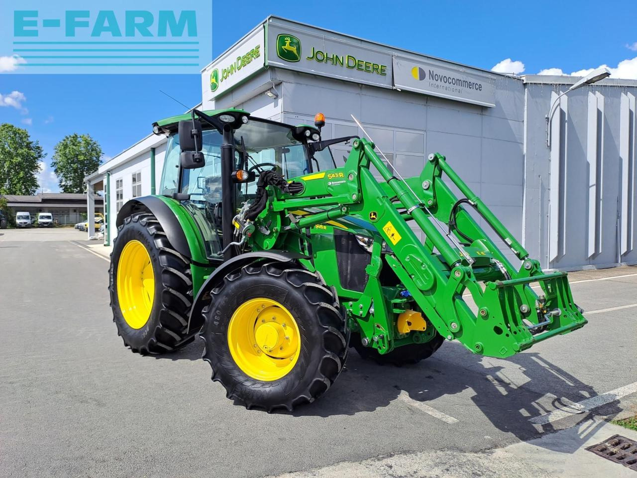 John Deere 5125R - Traktor: bilde 1 John Deere 5125R - Traktor: bilde 1
