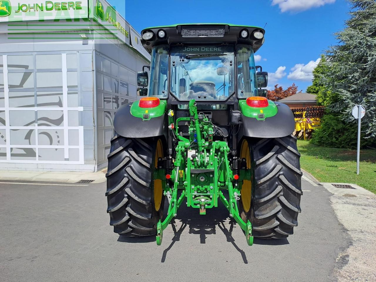 John Deere 5125R - Traktor: bilde 3 John Deere 5125R - Traktor: bilde 3