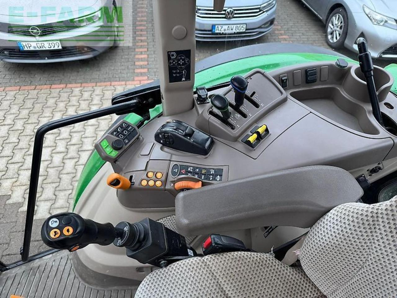 Traktor John Deere 5125r: bilde 11