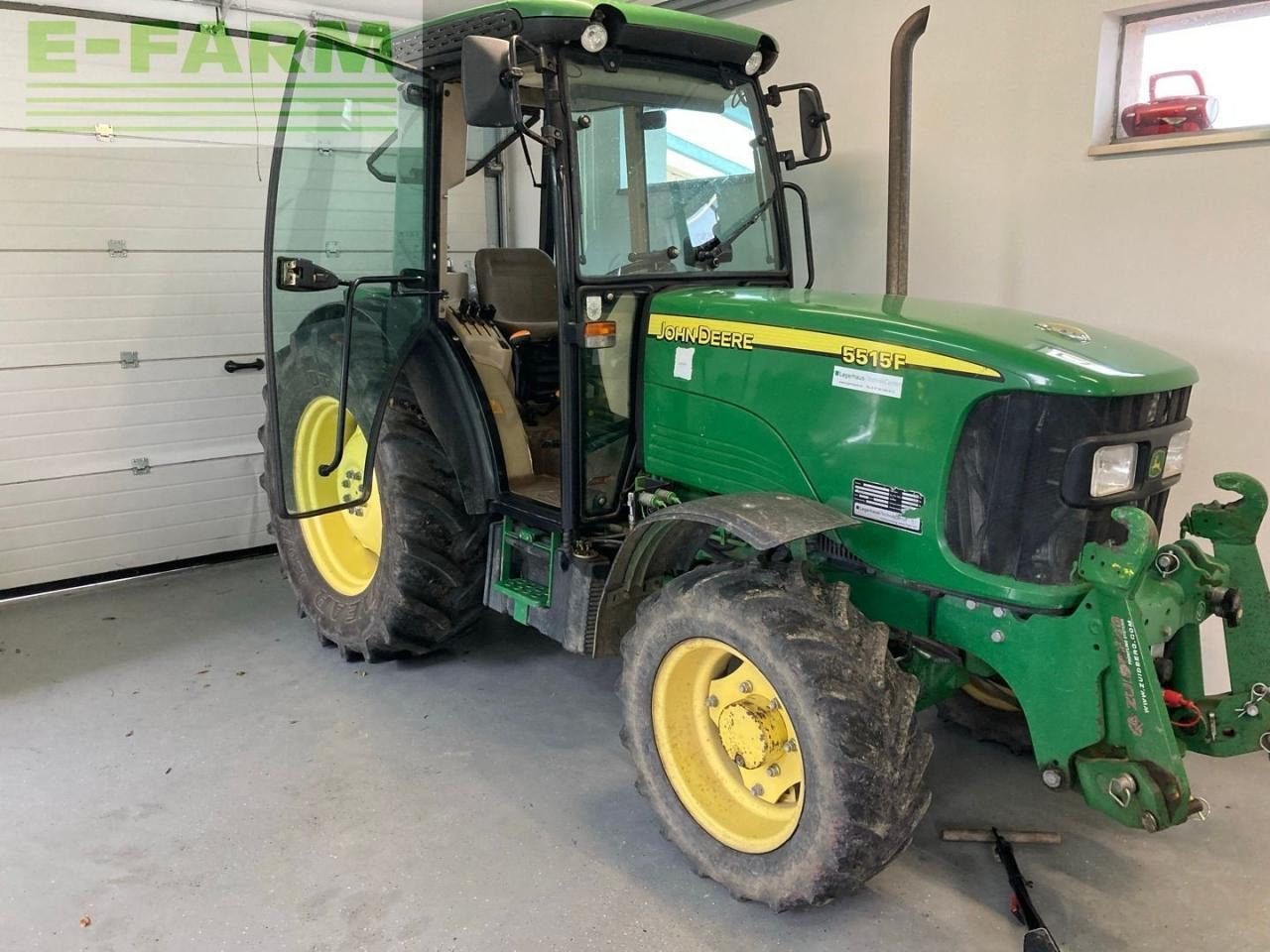 John Deere 5515F - Traktor: bilde 3 John Deere 5515F - Traktor: bilde 3