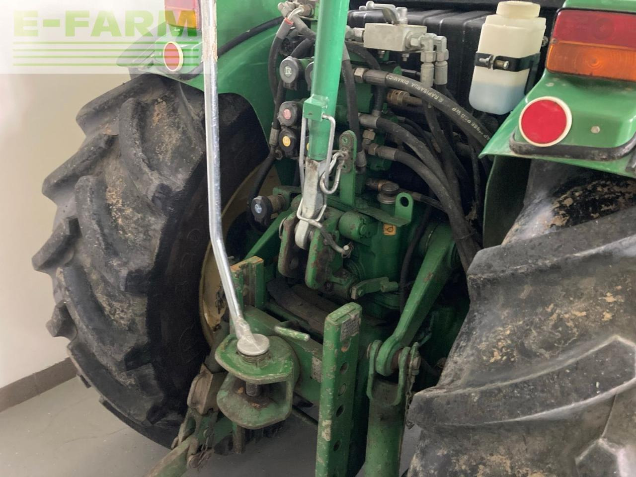 John Deere 5515F - Traktor: bilde 5 John Deere 5515F - Traktor: bilde 5