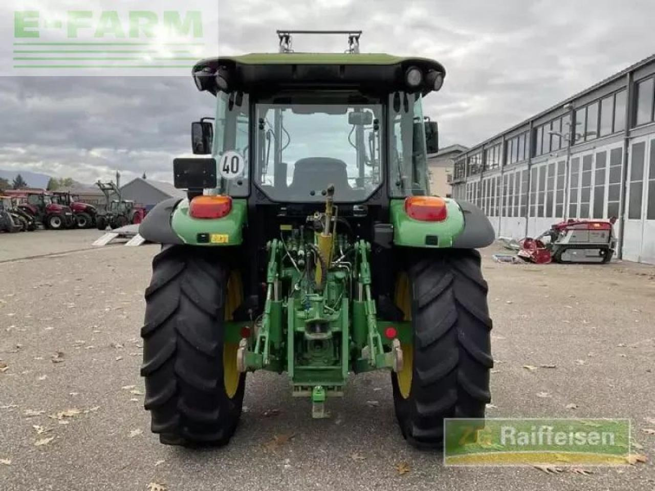 John Deere 5820 - Traktor: bilde 5 John Deere 5820 - Traktor: bilde 5