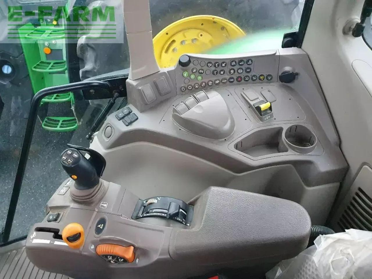 John Deere 6100 m - Traktor: bilde 3 John Deere 6100 m - Traktor: bilde 3