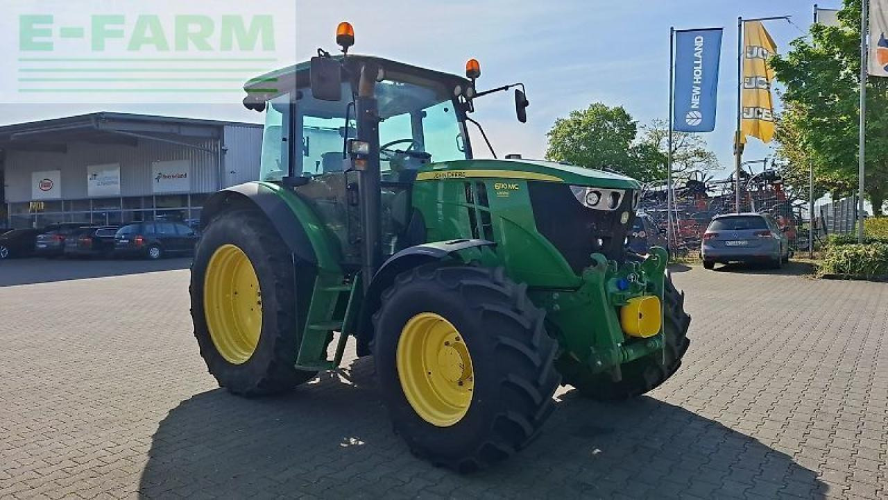 John Deere 6110 mc autoquad-getriebe 24/24 gänge - Traktor: bilde 4 John Deere 6110 mc autoquad-getriebe 24/24 gänge - Traktor: bilde 4