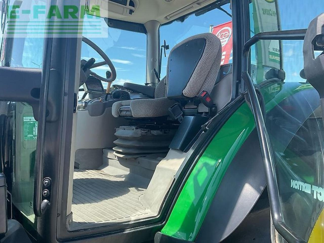 John Deere 6110r - Traktor: bilde 5 John Deere 6110r - Traktor: bilde 5