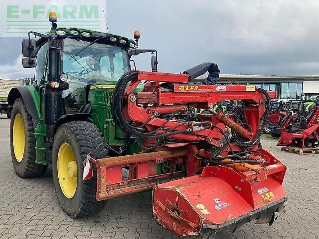 John Deere 6110r kommunal - Traktor: bilde 4 John Deere 6110r kommunal - Traktor: bilde 4