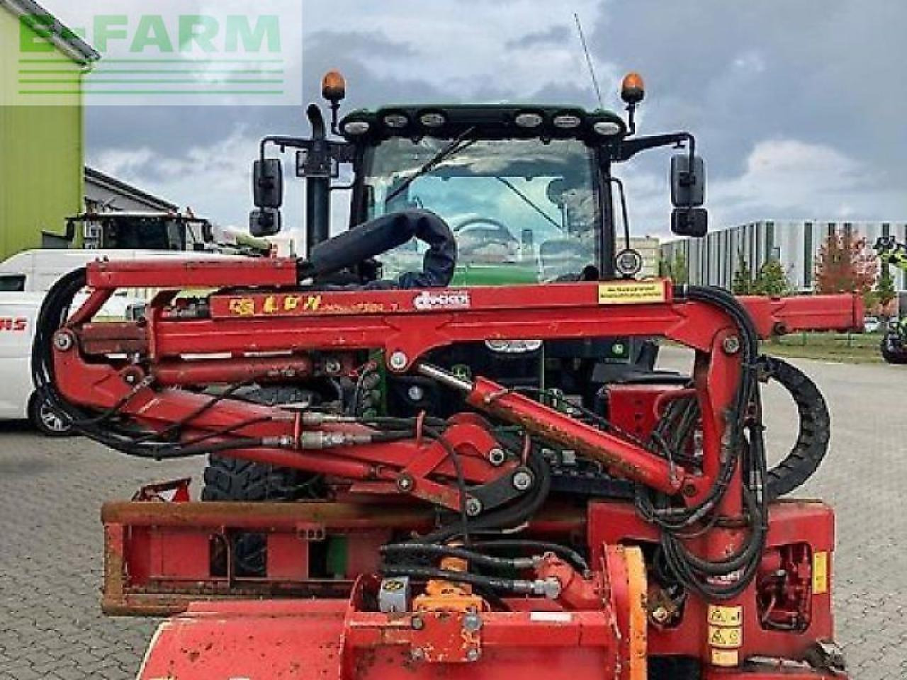 John Deere 6110r kommunal - Traktor: bilde 3 John Deere 6110r kommunal - Traktor: bilde 3