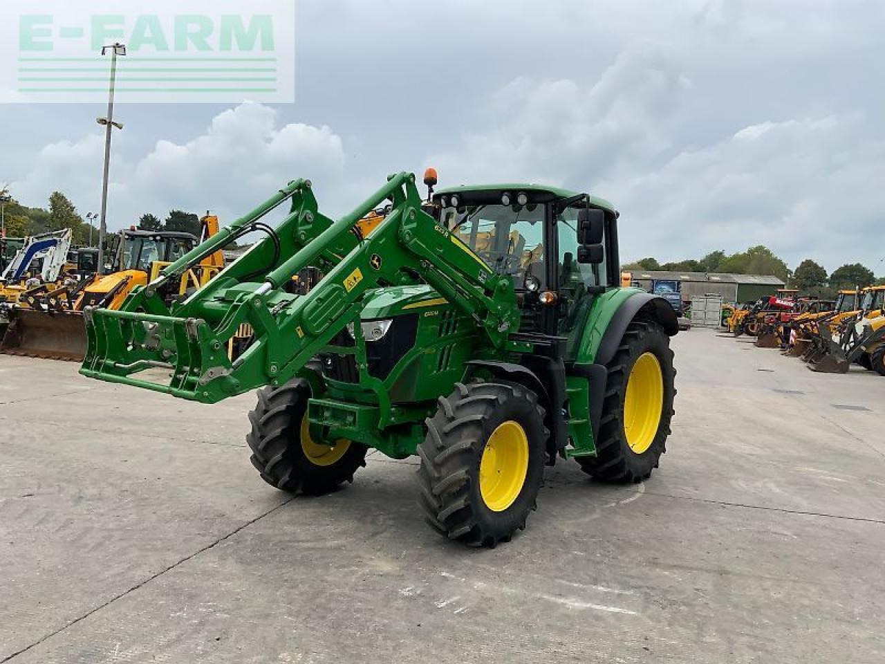 John Deere 6120m tractor (st24650) - Traktor: bilde 4 John Deere 6120m tractor (st24650) - Traktor: bilde 4
