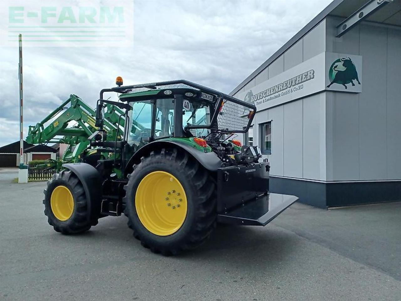 John Deere 6120m uvv forstschlepper - Traktor: bilde 3 John Deere 6120m uvv forstschlepper - Traktor: bilde 3