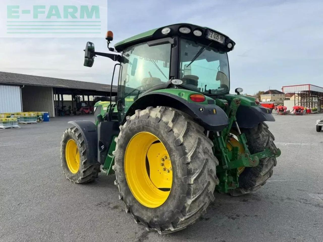 John Deere 6120r powerquad+ - Traktor: bilde 4 John Deere 6120r powerquad+ - Traktor: bilde 4