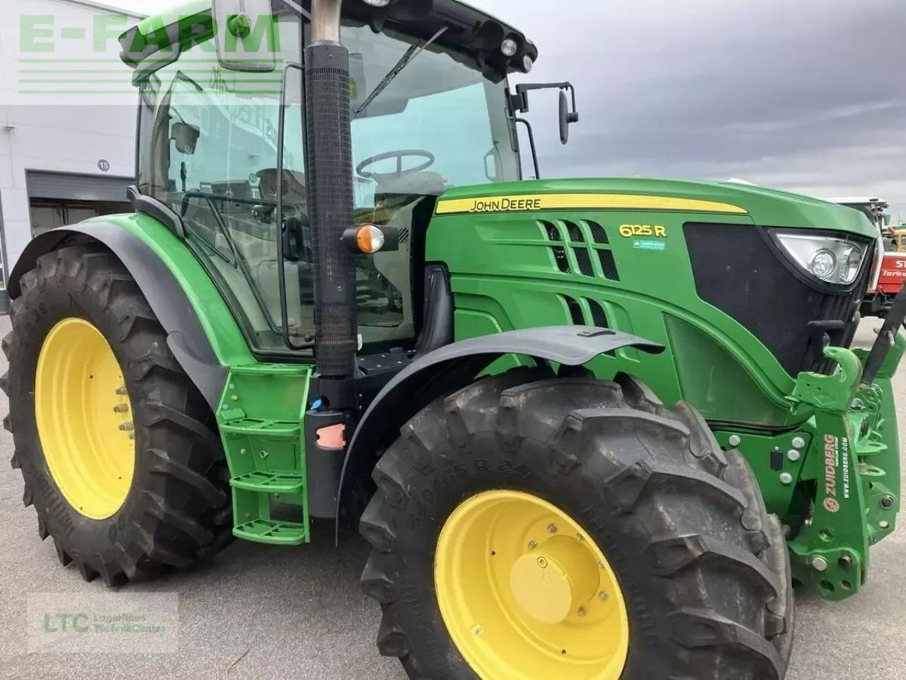 John Deere 6125r - Traktor: bilde 1 John Deere 6125r - Traktor: bilde 1