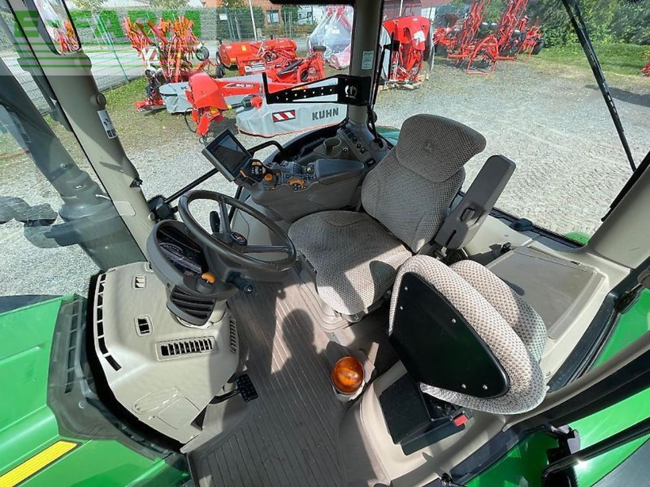 Traktor John Deere 6130r: bilde 12