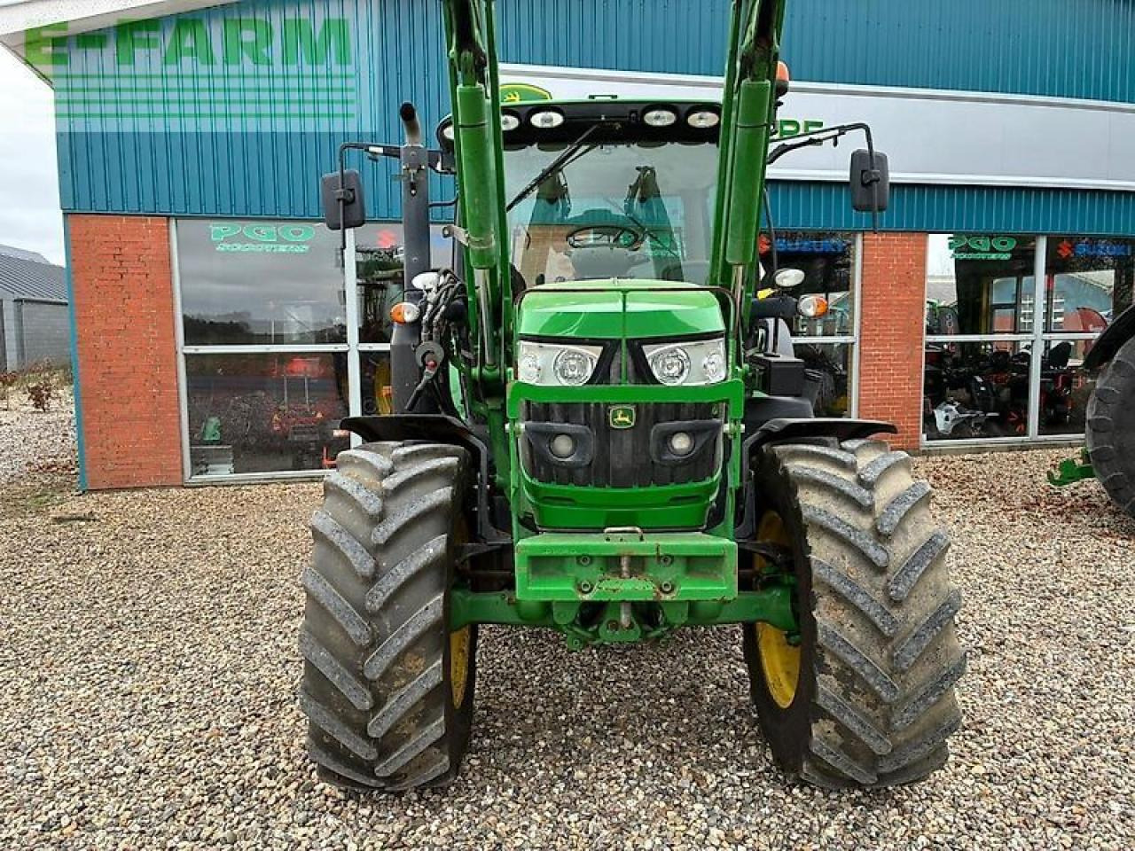 John Deere 6130r - Traktor: bilde 4 John Deere 6130r - Traktor: bilde 4