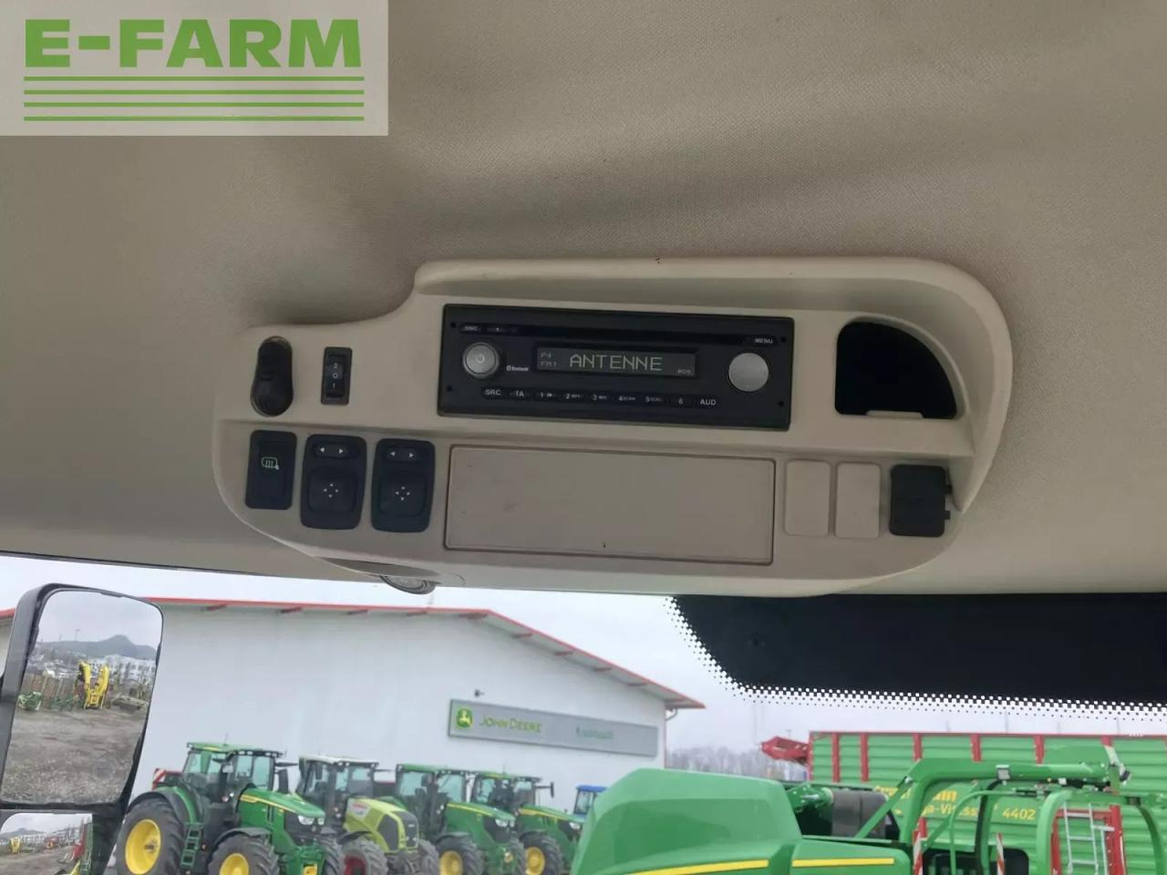 Traktor John Deere 6145r: bilde 9