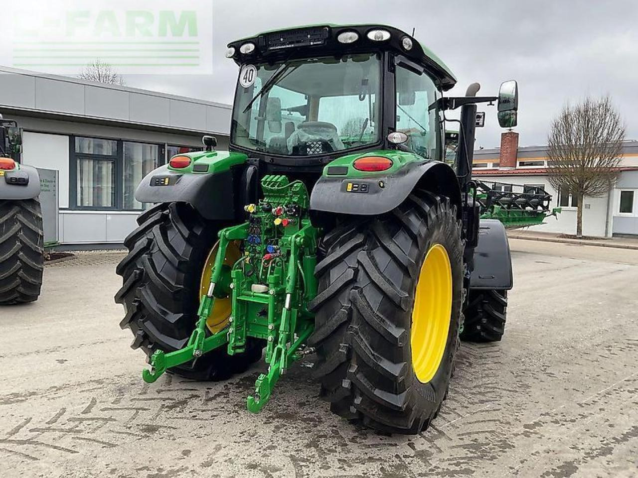 John Deere 6145r - Traktor: bilde 3 John Deere 6145r - Traktor: bilde 3