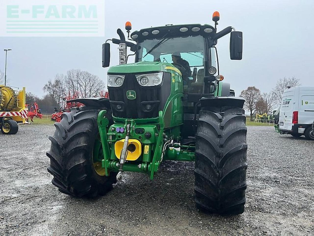 John Deere 6155r - Traktor: bilde 3 John Deere 6155r - Traktor: bilde 3
