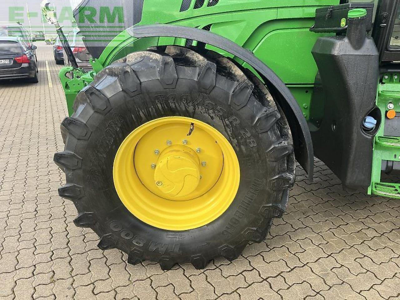 Traktor John Deere 6155r: bilde 8