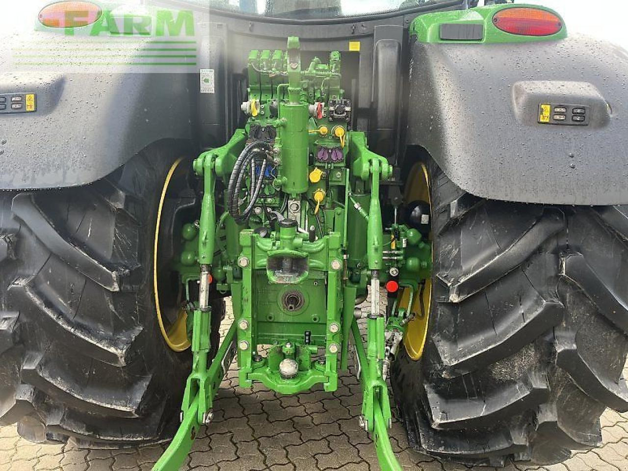 Traktor John Deere 6155r: bilde 9
