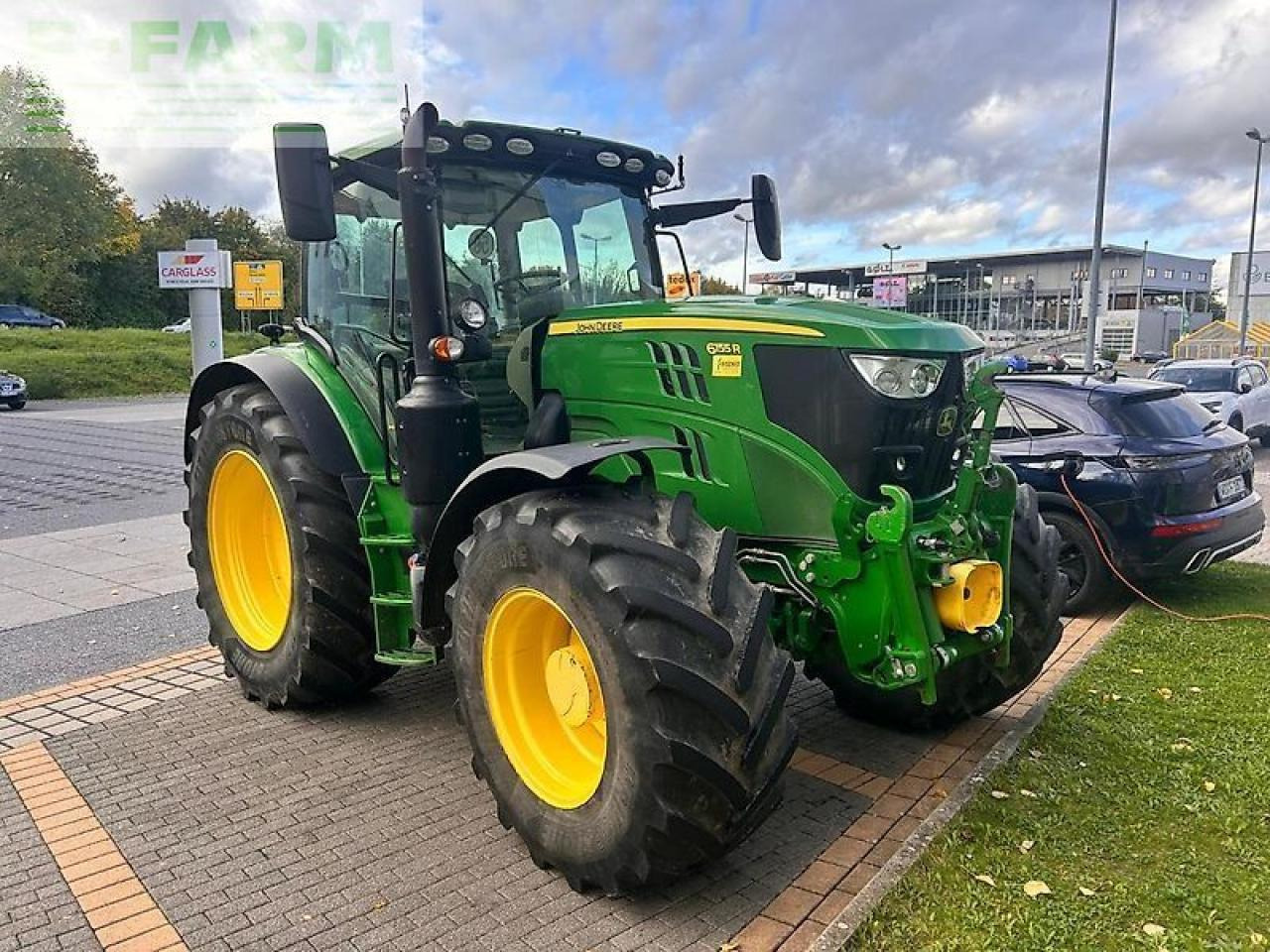 John Deere 6155r commandpro - Traktor: bilde 1 John Deere 6155r commandpro - Traktor: bilde 1