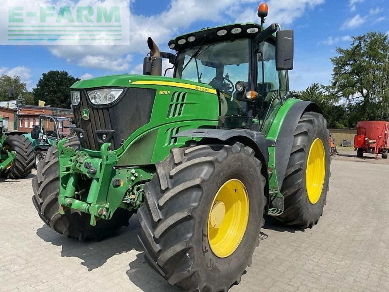 John Deere 6175 r - Traktor: bilde 1 John Deere 6175 r - Traktor: bilde 1