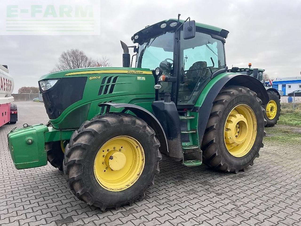John Deere 6190r allradtraktor - Traktor: bilde 1 John Deere 6190r allradtraktor - Traktor: bilde 1