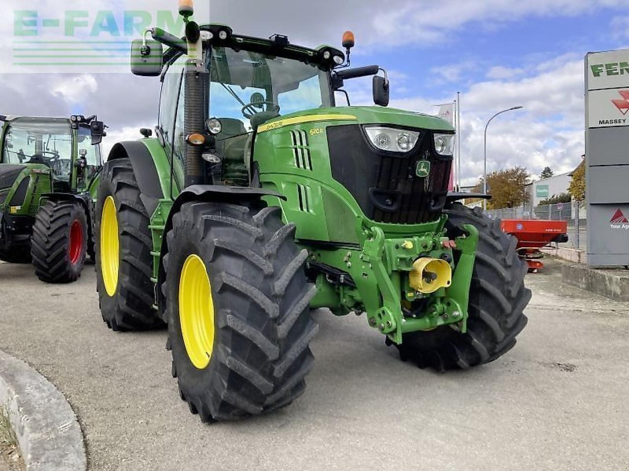 John Deere 6210 r directdrive - Traktor: bilde 2 John Deere 6210 r directdrive - Traktor: bilde 2
