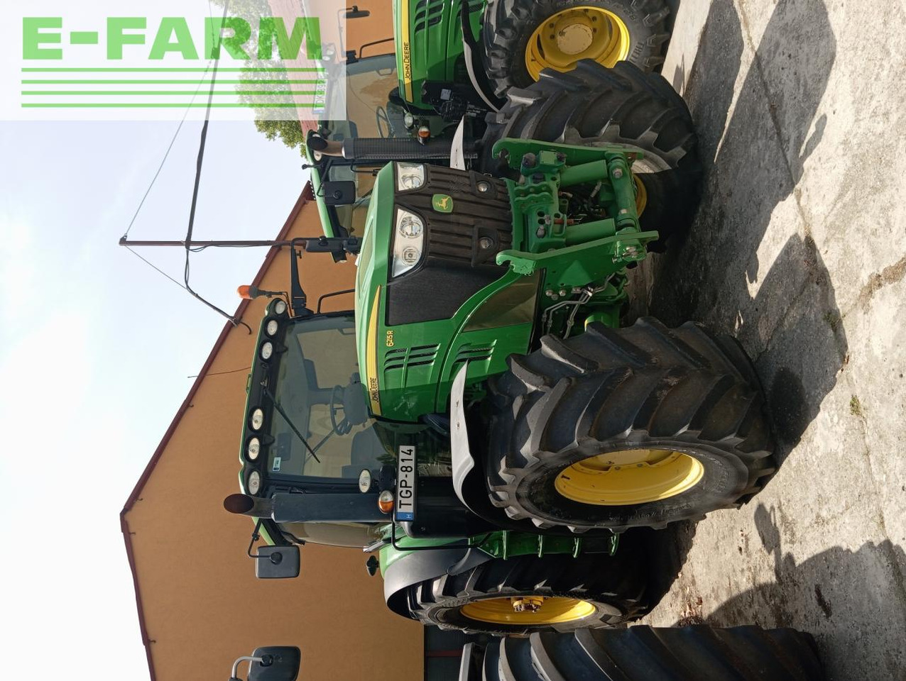 John Deere 6215R - Traktor: bilde 2 John Deere 6215R - Traktor: bilde 2