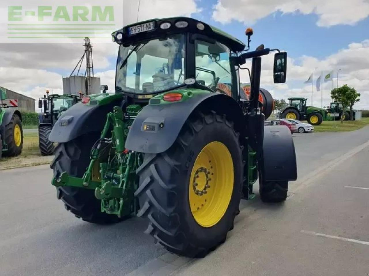 John Deere 6215r - Traktor: bilde 3 John Deere 6215r - Traktor: bilde 3
