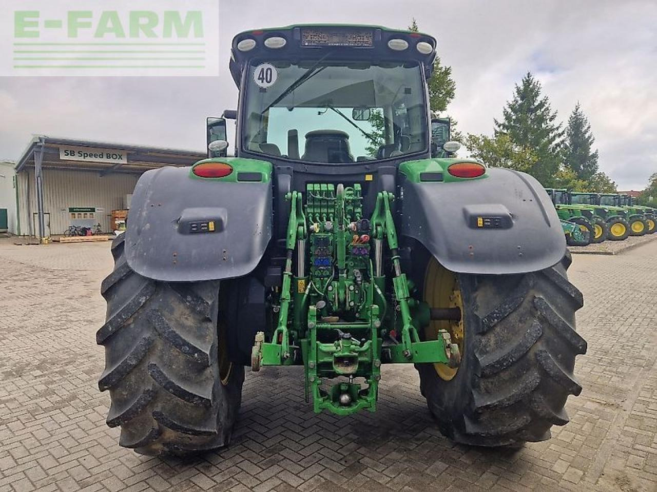 John Deere 6215r - Traktor: bilde 4 John Deere 6215r - Traktor: bilde 4