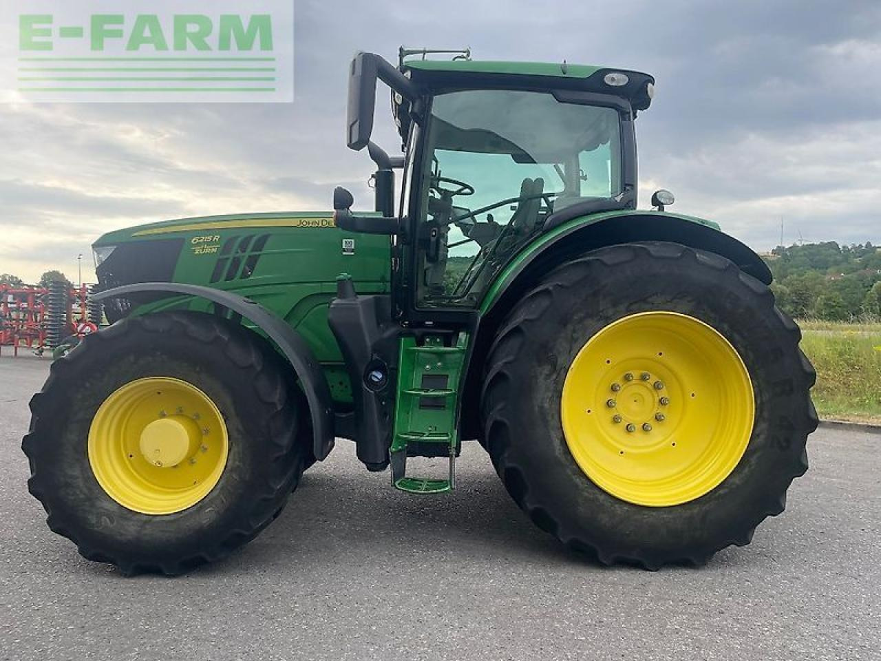 John Deere 6215r - Traktor: bilde 4 John Deere 6215r - Traktor: bilde 4