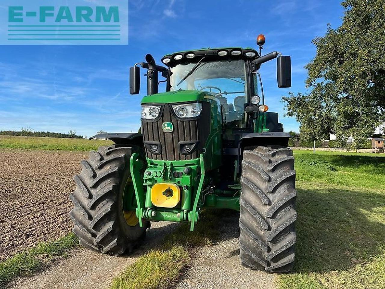 John Deere 6215r - Traktor: bilde 2 John Deere 6215r - Traktor: bilde 2