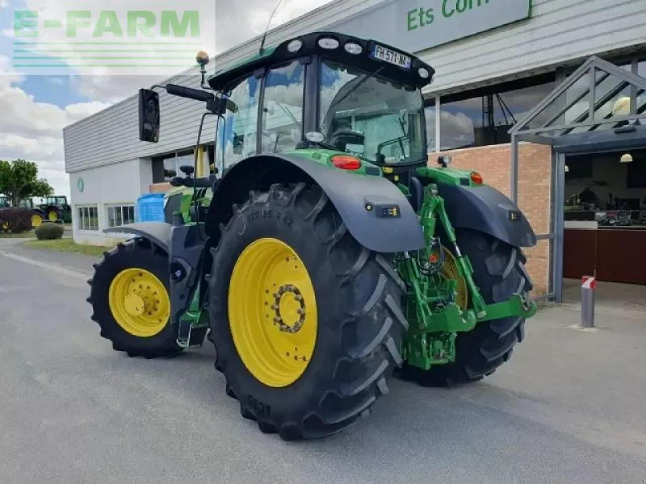 John Deere 6215r - Traktor: bilde 4 John Deere 6215r - Traktor: bilde 4