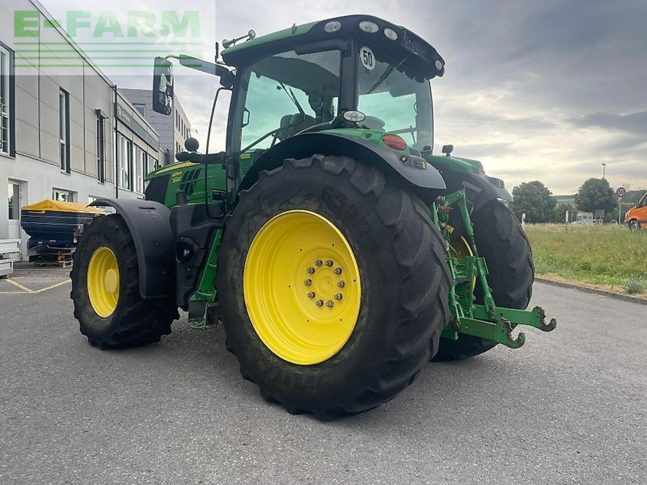 John Deere 6215r - Traktor: bilde 5 John Deere 6215r - Traktor: bilde 5