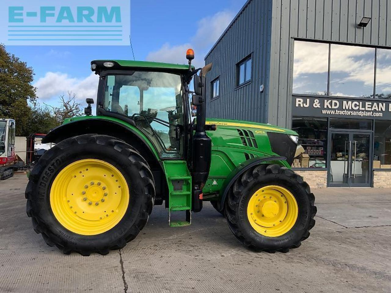 John Deere 6215r tractor (st24593) - Traktor: bilde 1 John Deere 6215r tractor (st24593) - Traktor: bilde 1