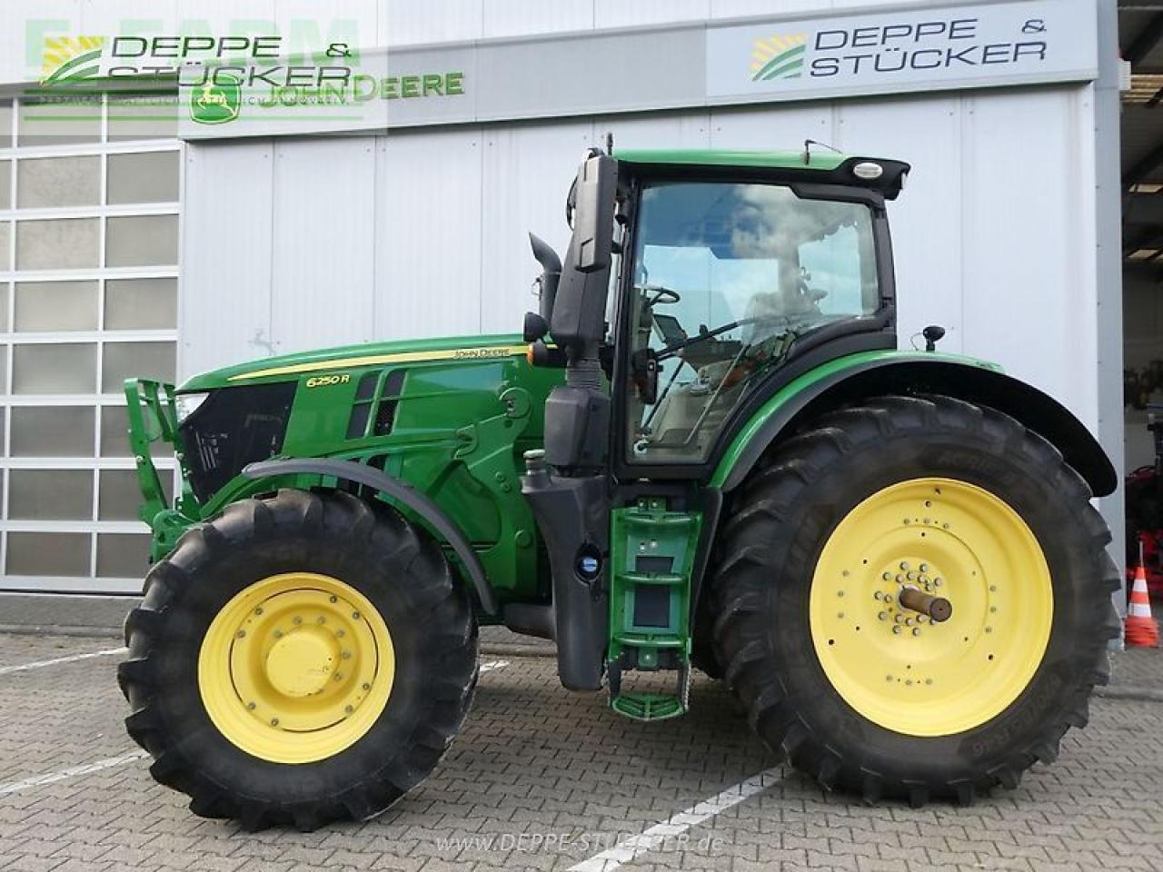 John Deere 6250r - Traktor: bilde 2 John Deere 6250r - Traktor: bilde 2