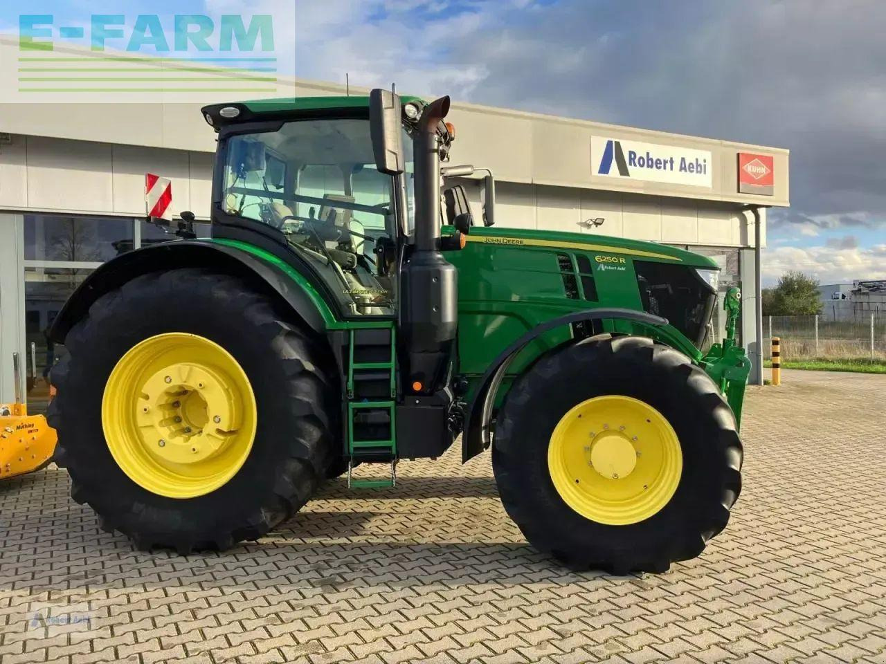 John Deere 6250r - Traktor: bilde 4 John Deere 6250r - Traktor: bilde 4