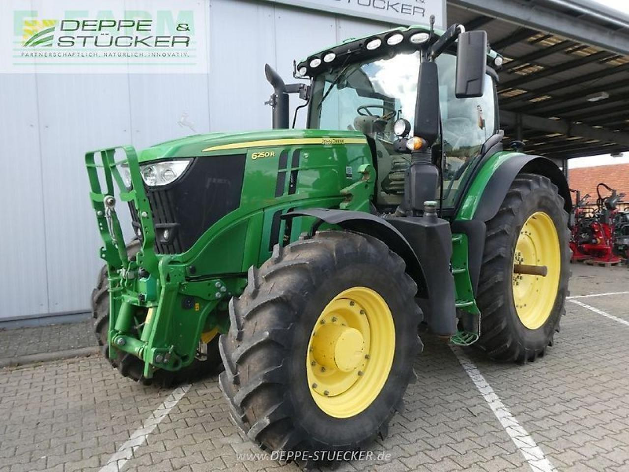 John Deere 6250r - Traktor: bilde 1 John Deere 6250r - Traktor: bilde 1