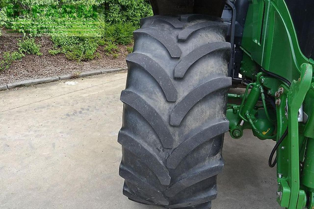 Traktor John Deere 6250r: bilde 7