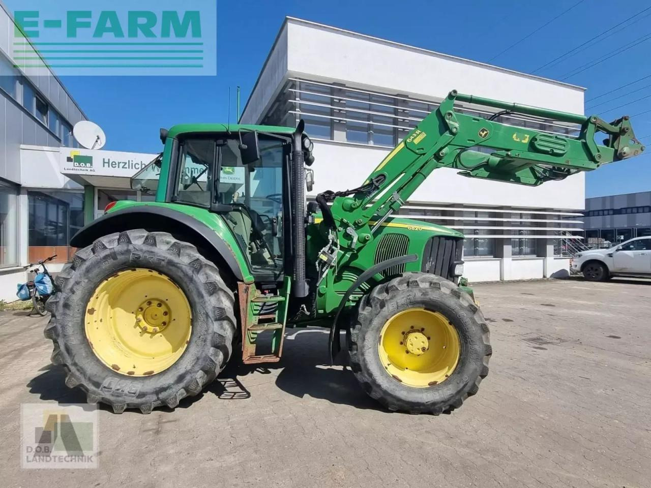 John Deere 6820 - Traktor: bilde 4 John Deere 6820 - Traktor: bilde 4