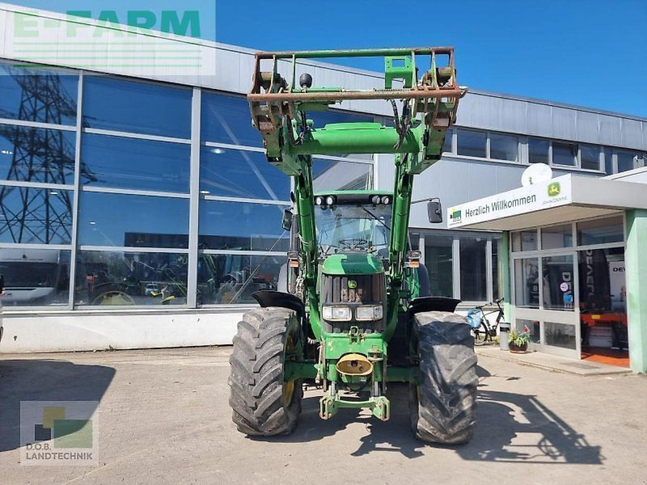 John Deere 6820 - Traktor: bilde 2 John Deere 6820 - Traktor: bilde 2