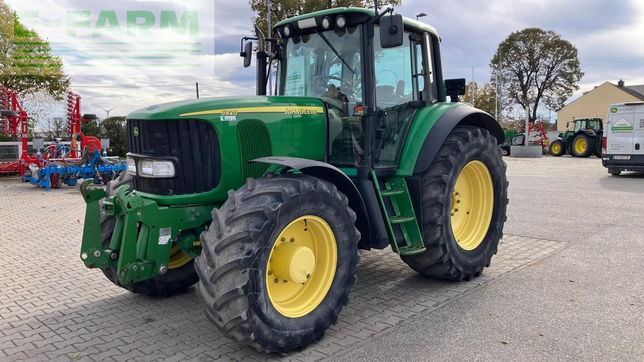 John Deere 6920 - Traktor: bilde 1 John Deere 6920 - Traktor: bilde 1